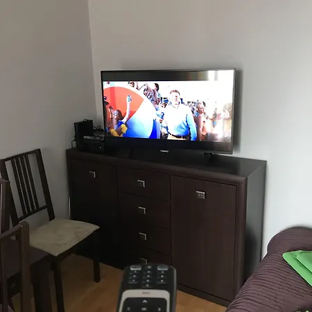 West Marszalkowska 87 * Warschau